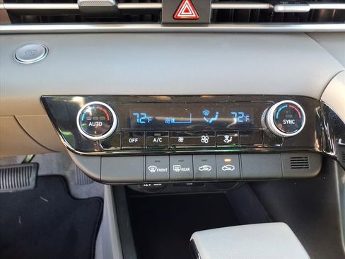 Used 2025 Hyundai Elantra Blue w/ Cargo Package image 21