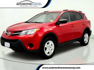 Used 2015 Toyota RAV4 LE AWD/4WD video 1
