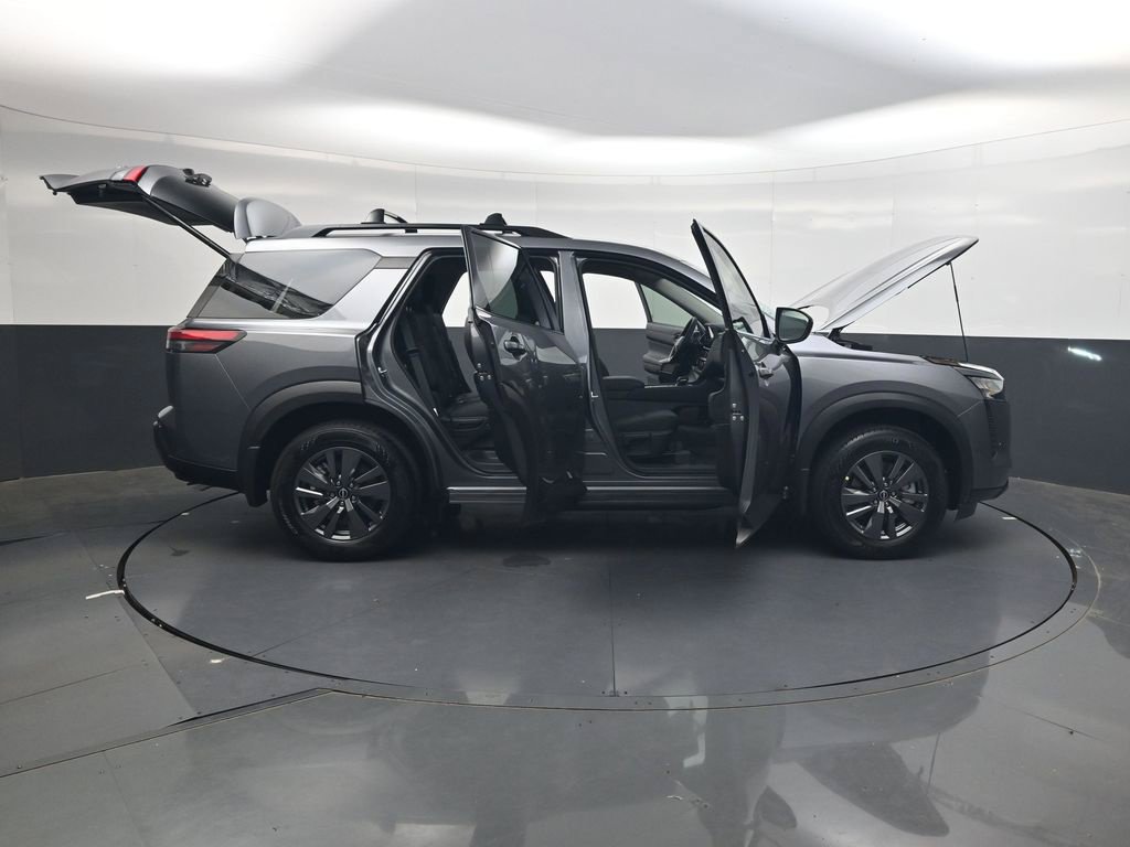 Certified 2026 Nissan Pathfinder SV FWD image 49
