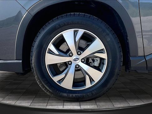 Certified 2024 Subaru Ascent Premium w/ Convenience Package AWD/4WD image 8