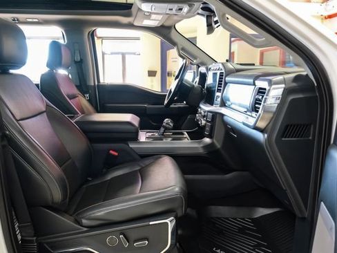 Used 2021 Ford F150 Lariat image 33