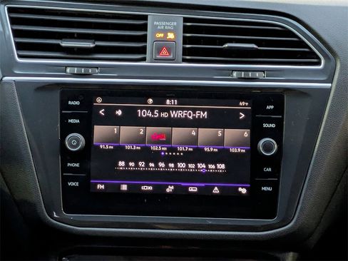 Used 2024 Volkswagen Tiguan SE R-Line image 18