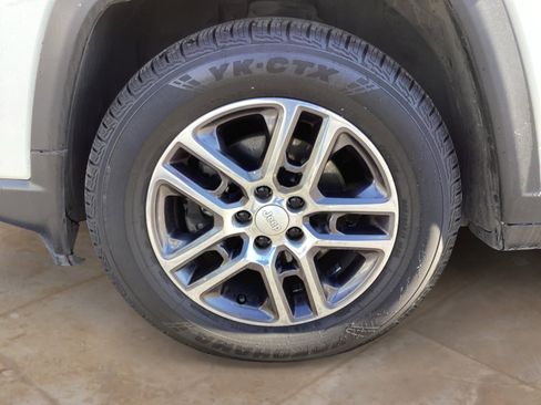 Used 2018 Jeep Compass Latitude w/ Popular Equipment Group image 29