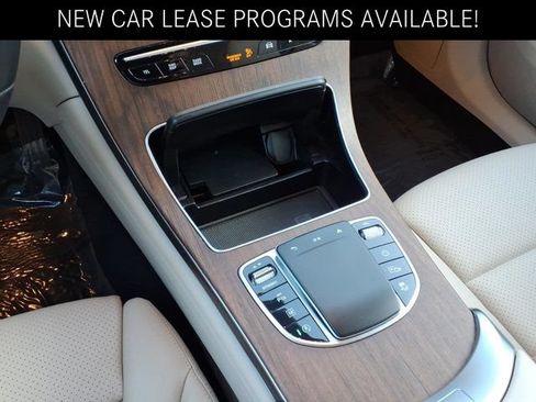 Used 2022 Mercedes-Benz GLC 300 image 7