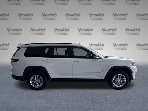 Used 2025 Jeep Grand Cherokee L Laredo RWD image 10
