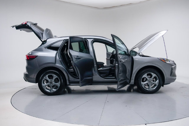 Used 2024 Ford Escape ST-Line w/ Tech Pack #1 AWD/4WD image 15