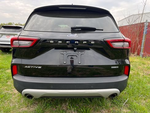 Used 2023 Ford Escape Active w/ Tech Pack #1 image 4
