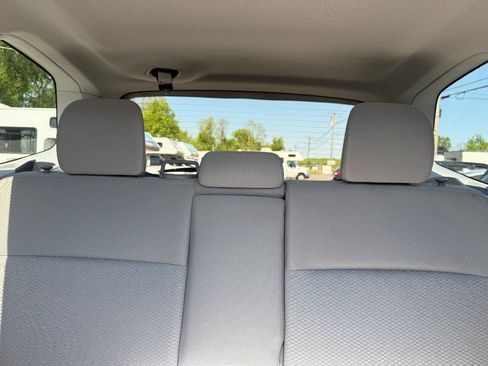 Used 2017 Subaru Forester 2.5i Premium w/ All-Weather Package AWD/4WD image 36