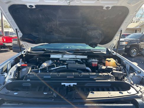 Used 2020 Chevrolet Silverado 3500 W/T w/ WT Convenience Package image 16