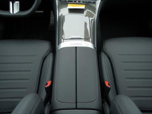 New 2026 Mercedes-Benz GLC 300 4MATIC image 28