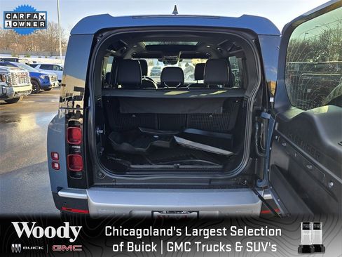 Used 2024 Land Rover Defender 110 S image 28