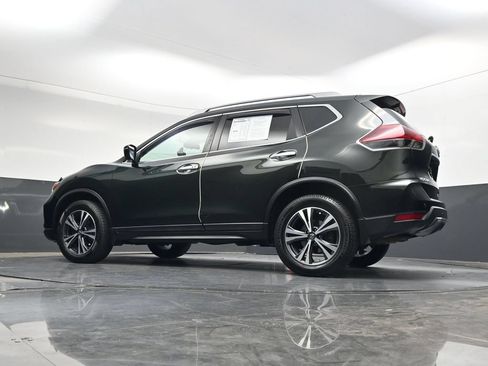 Used 2019 Nissan Rogue SV w/ Premium Package AWD/4WD image 42