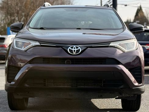Used 2016 Toyota RAV4 LE image 8