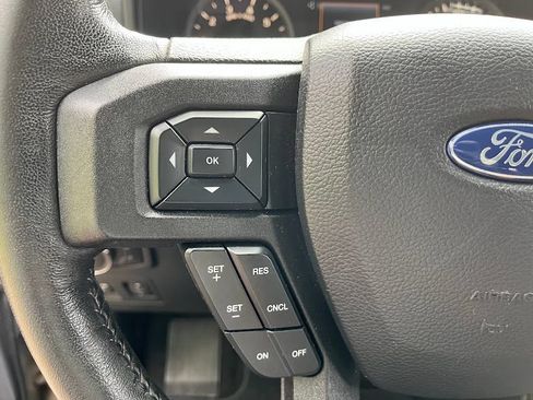 Used 2018 Ford F150 XLT w/ Equipment Group 302A Luxury AWD/4WD image 14
