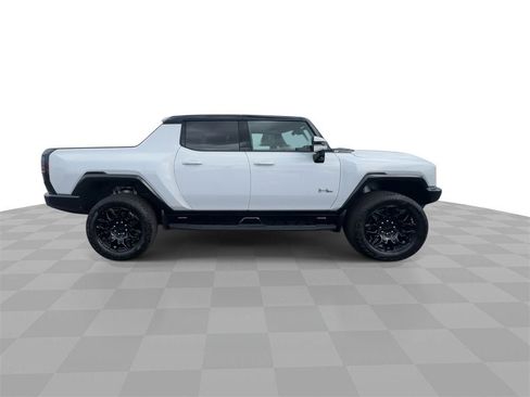 New 2025 GMC Hummer EV 2X w/ LPO, Dark Essentials Package image 9