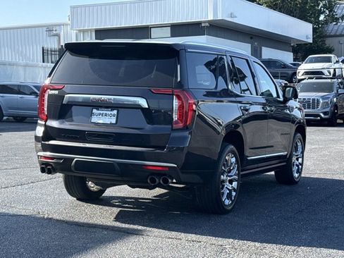 Used 2023 GMC Yukon Denali w/ LPO, Floor Liner Package AWD/4WD image 3