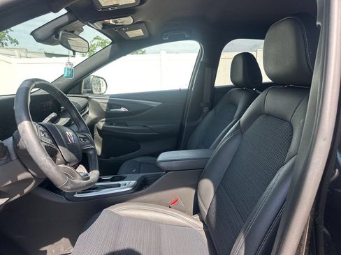 Used 2025 Buick Envista Preferred w/ Convenience I Package FWD image 45