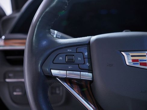 Used 2023 Cadillac Escalade Premium Luxury image 20