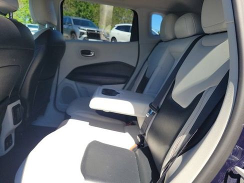 Used 2017 Jeep Compass Limited AWD/4WD image 29