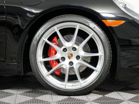 Used 2014 Porsche 911 Carrera S RWD image 17