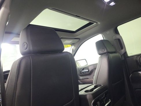 Used 2021 Chevrolet Silverado 1500 LTZ w/ LTZ Premium Package image 19