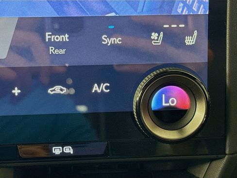 Certified 2024 Lexus GX 550 w/ Accessory Package (Z1) image 21