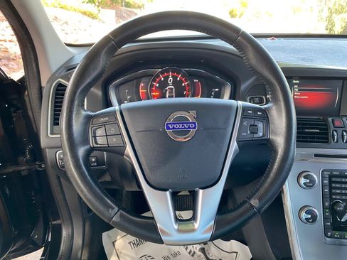 Used 2017 Volvo XC60 T5 Dynamic w/ Preferred Option Package FWD image 55
