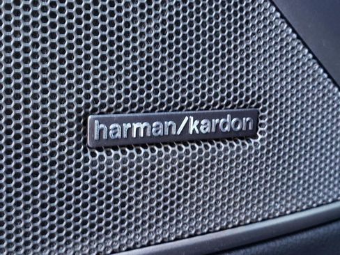 New 2026 BMW 330i xDrive Sedan w/ Premium Package image 10