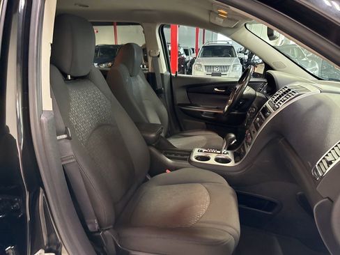 Used 2011 GMC Acadia SLE FWD image 37