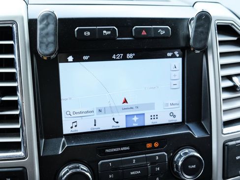 Used 2017 Ford F250 Lariat w/ FX4 Off-Road Package AWD/4WD image 51