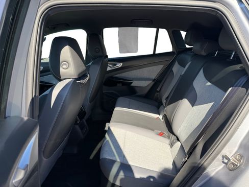 Certified 2023 Volkswagen ID.4 Pro RWD image 16