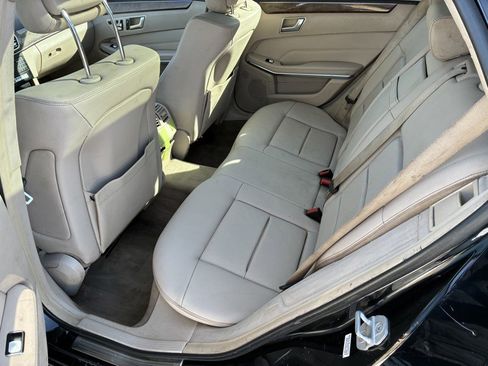 Used 2016 Mercedes-Benz E 350 4MATIC Wagon w/ Premium Package image 15