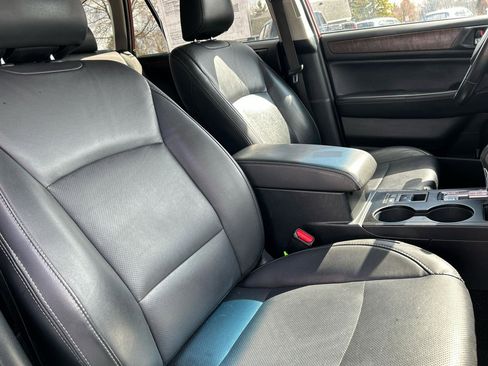 Used 2016 Subaru Outback 2.5i Limited image 27