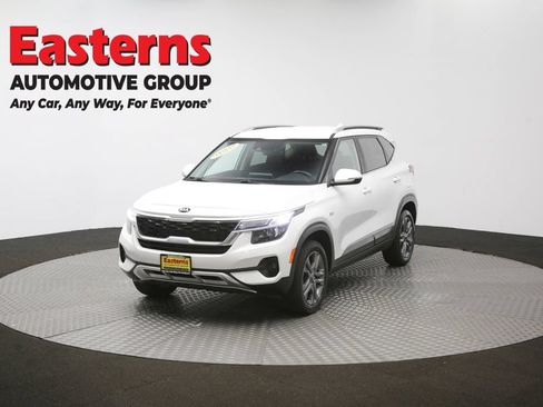 Used 2021 Kia Seltos S AWD/4WD image 53