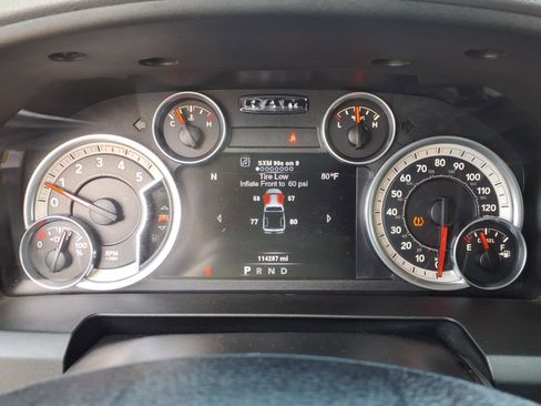 Used 2014 RAM 2500 Big Horn image 24