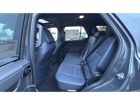New 2026 Toyota 4Runner Platinum AWD/4WD image 55