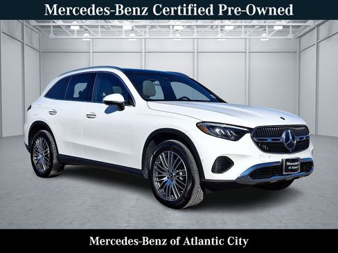 Certified 2026 Mercedes-Benz GLC 300 4MATIC image 1