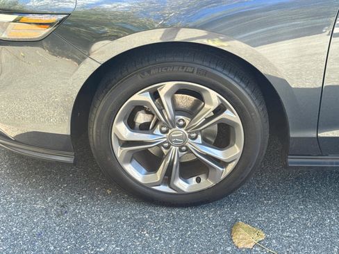 Certified 2024 Honda Accord EX image 11