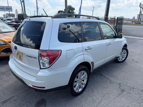 Used 2011 Subaru Forester 2.5X Limited AWD/4WD image 4