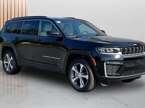 New 2026 Jeep Grand Cherokee L Limited w/ Trailer Tow Package AWD/4WD image 2