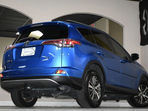 Used 2018 Toyota RAV4 XLE image 85