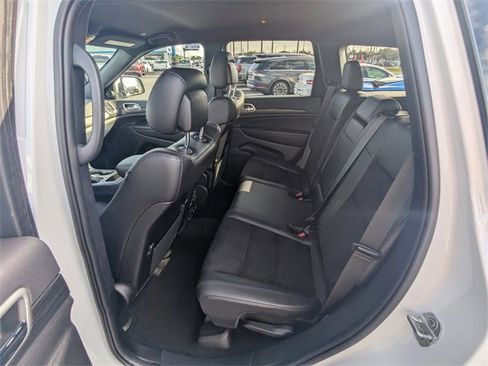 Used 2021 Jeep Grand Cherokee Laredo X image 14