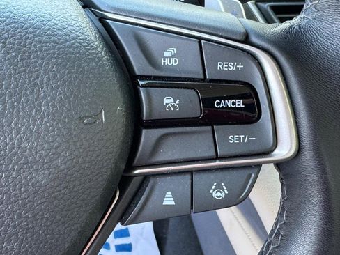 Certified 2022 Honda Accord Touring image 22