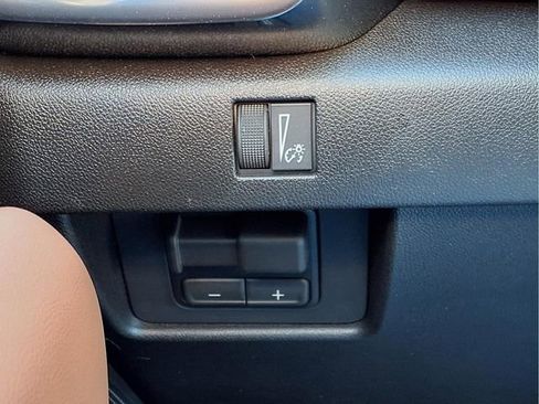 New 2026 GMC Canyon AT4 image 19