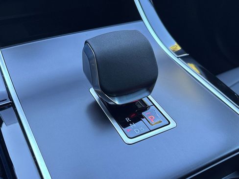 New 2026 Land Rover Range Rover Evoque Dynamic SE image 18