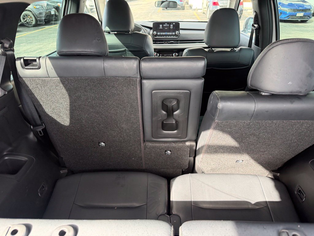 Used 2023 Mitsubishi Outlander SE AWD/4WD image 17