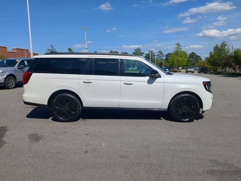 Certified 2025 Ford Expedition Max Platinum w/ Stealth Appearance Package AWD/4WD image 3