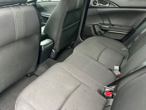 Used 2018 Honda Civic EX image 4