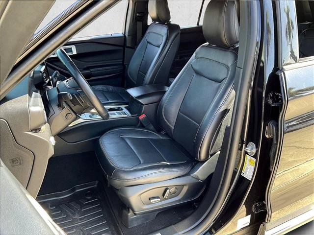 Used 2020 Ford Explorer Limited RWD image 25