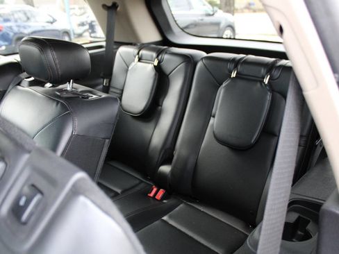 Used 2022 Lincoln Aviator AWD image 18